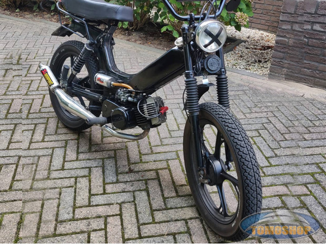 16 Zoll 2.75x16 Deestone D795 Reifen Tomos A3 / A35 (Breit!) product