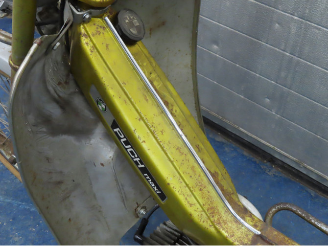 Edge trim tank / frame / windshield chrome 2 meter product