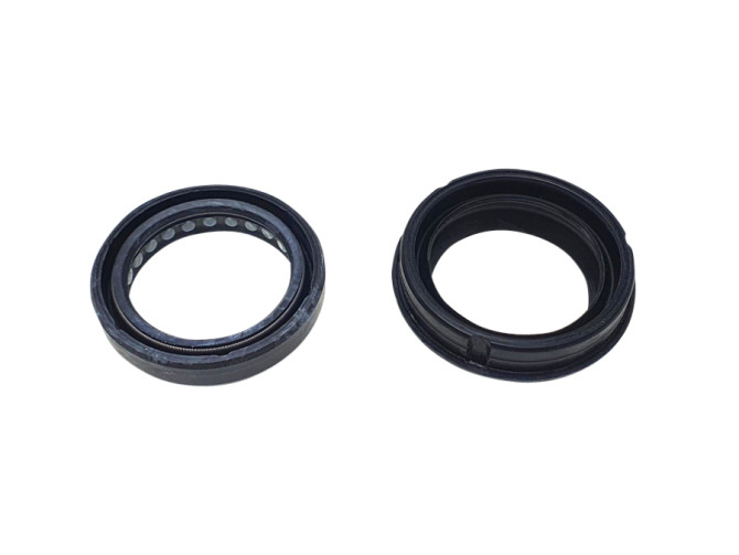 Voorvork Tomos A3 / A35 nieuw model keerring / stofrubber EBR  product