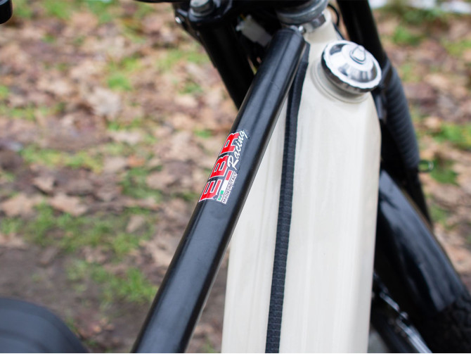 Edge tank / frame universal rubber black  product