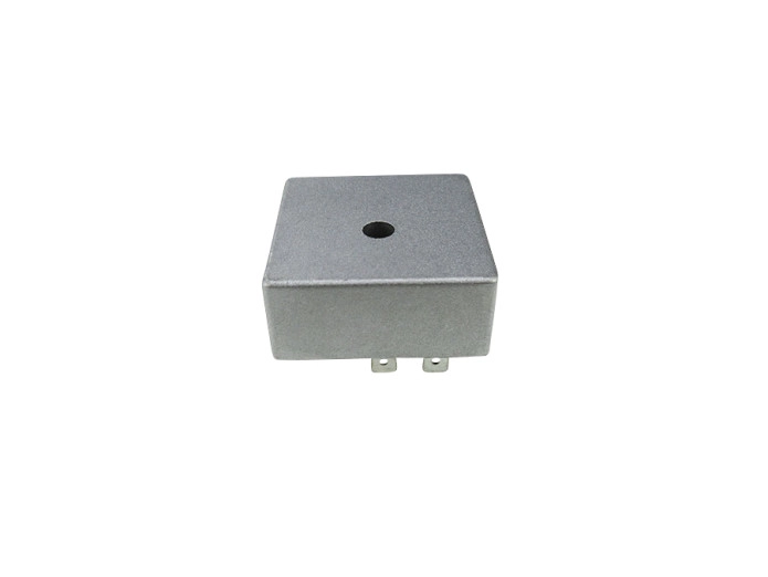 Spannungsregler 12 Volt 5-Polig 100W + Horn MVT
