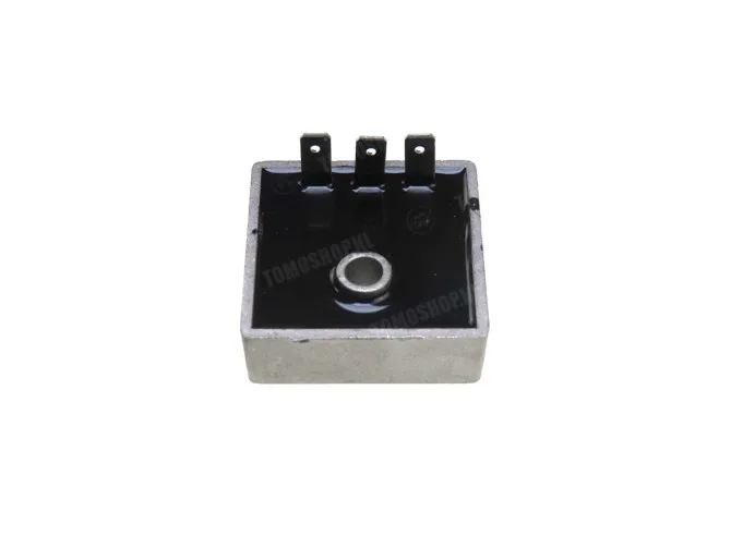 Voltage Regulator 6 volt 3-pins AC (without battery) main