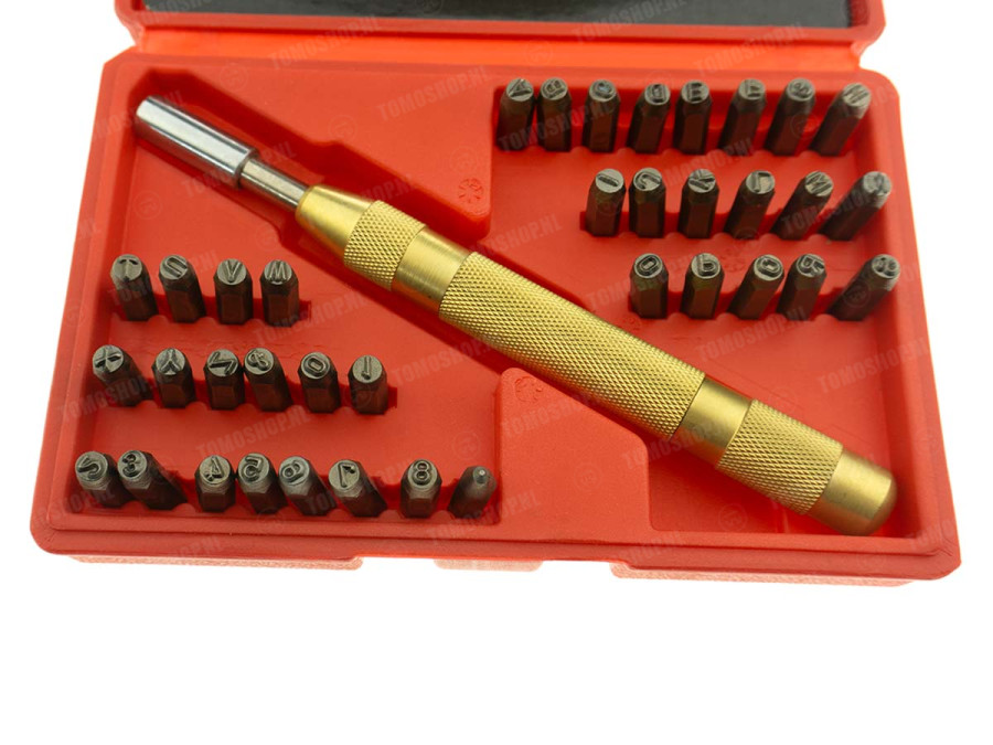 Schlagziffer- und Buchstaben 4mm 38-Teilig Schlagwerkzeug photo
