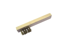 Spark plug brush