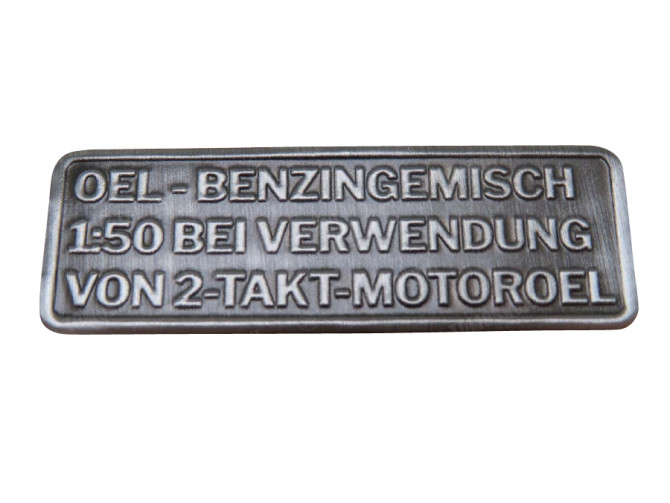 Benzin gemisch Aufkleber Deutsch RealMetal® Silber main