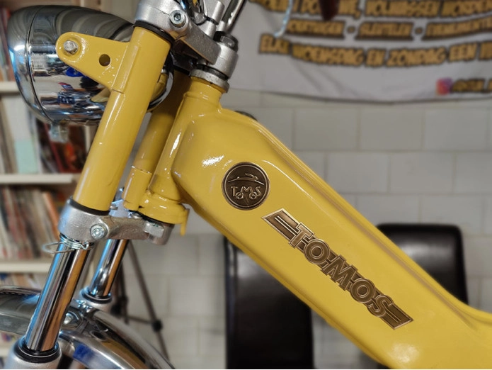 Sticker Tomos logo round 50mm RealMetal® gold 